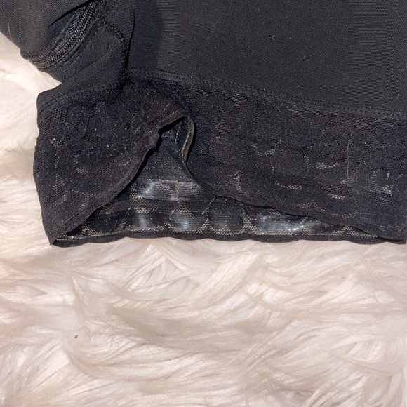 Post surgery faja shapewear with bra - Picture 5 of 5